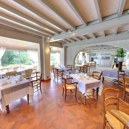 Fasthotel Oloron Hostellerie Du Paon Blanc Lurbe-Saint-Christau Exterior foto